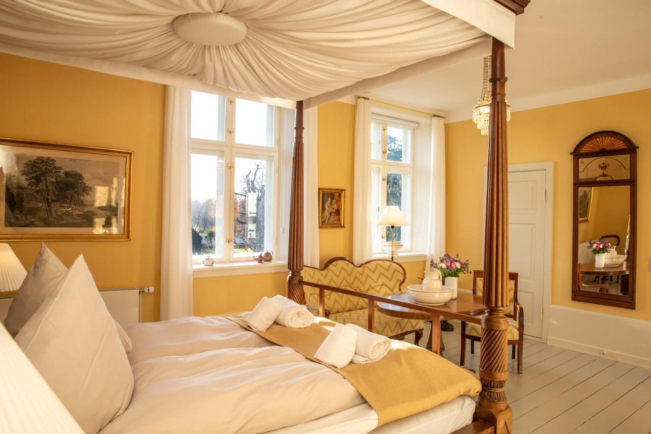 Fuglsang Herregaard Hotel 2*